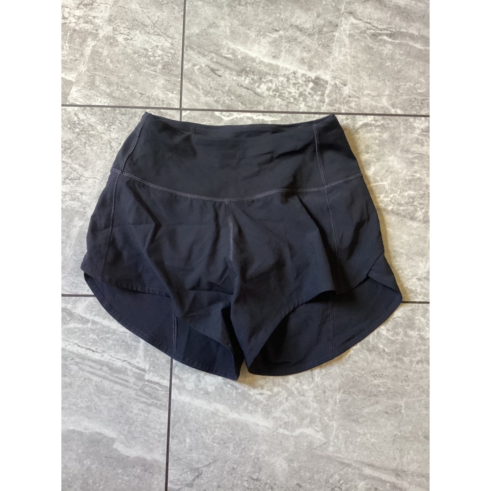 Quince NWOT Weightless High-Rise Running Shorts Black XS LB51123-DKBIZ01-21333